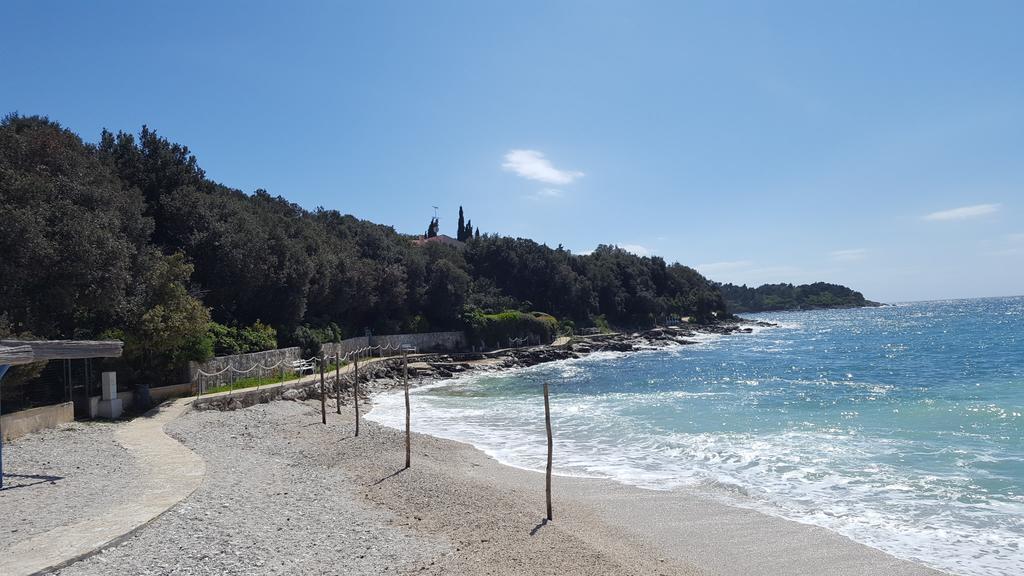 Apartments Seafront Villa プーラ エクステリア 写真